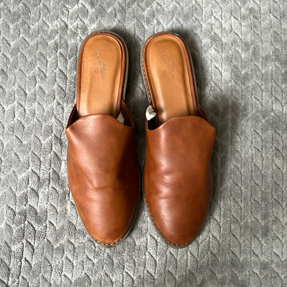 Universal threads (target) mules